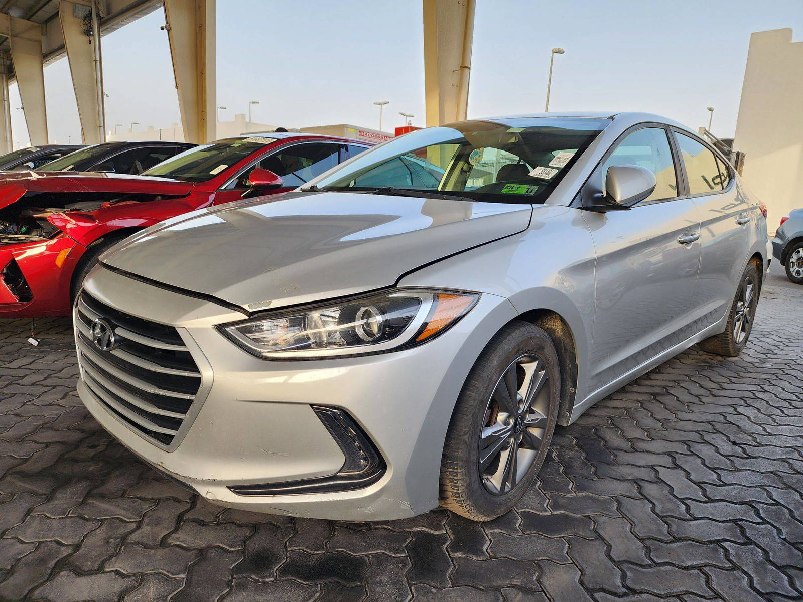 2017 HYUNDAI ELANTRA — 140281 Miles — Lot 633400 — Souq - Marhaba Auctions Used Cars - Image 5