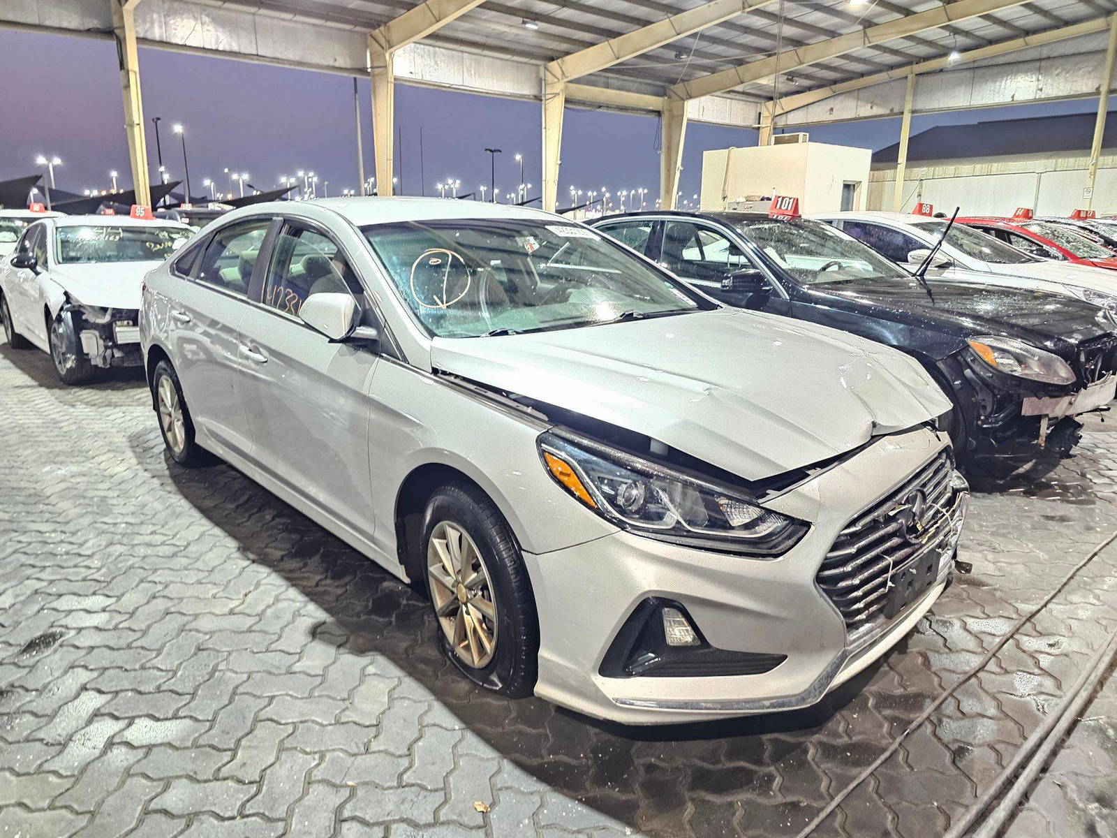 2019 HYUNDAI SONATA — 97809 Miles — Lot 42331205 — Souq - Marhaba Auctions Used Cars - Image 4