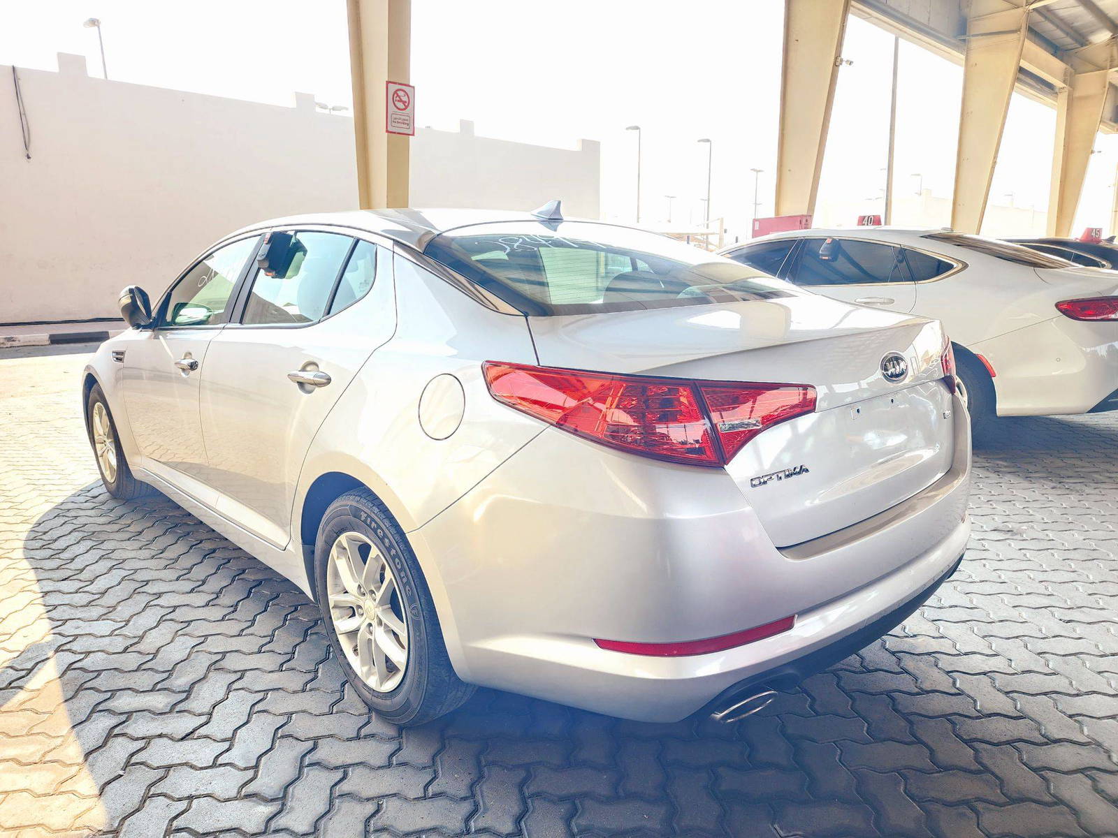 2012 KIA OPTIMA — 188052 Miles — Lot 76C5284941 — Souq - Marhaba Auctions Used Cars - Image 5