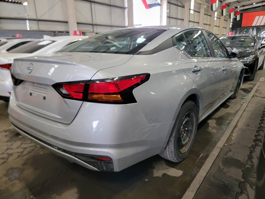 2023 NISSAN ALTIMA — 40417 Miles — Lot 80573094 — Main - Marhaba Auctions Used Cars - Image 4