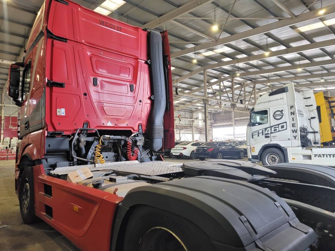 2014 MERCEDES BENZ ACTROS 1843 — 1000738 KM — Lot L858968 — Main - Marhaba Auctions Used Cars - Image 6