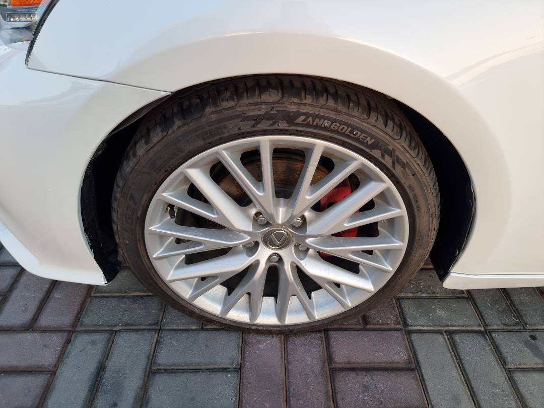 2014 LEXUS IS 250 — 184236 Miles — Lot 125487 — Ind. 12 - Marhaba Auctions Used Cars - Image 10