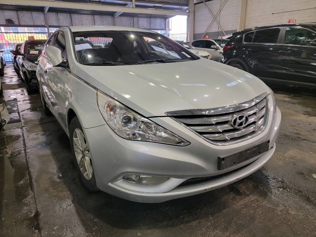 2011 HYUNDAI SONATA — 290619 KM — Lot 285856 — Main - Marhaba Auctions Used Cars - Image 3