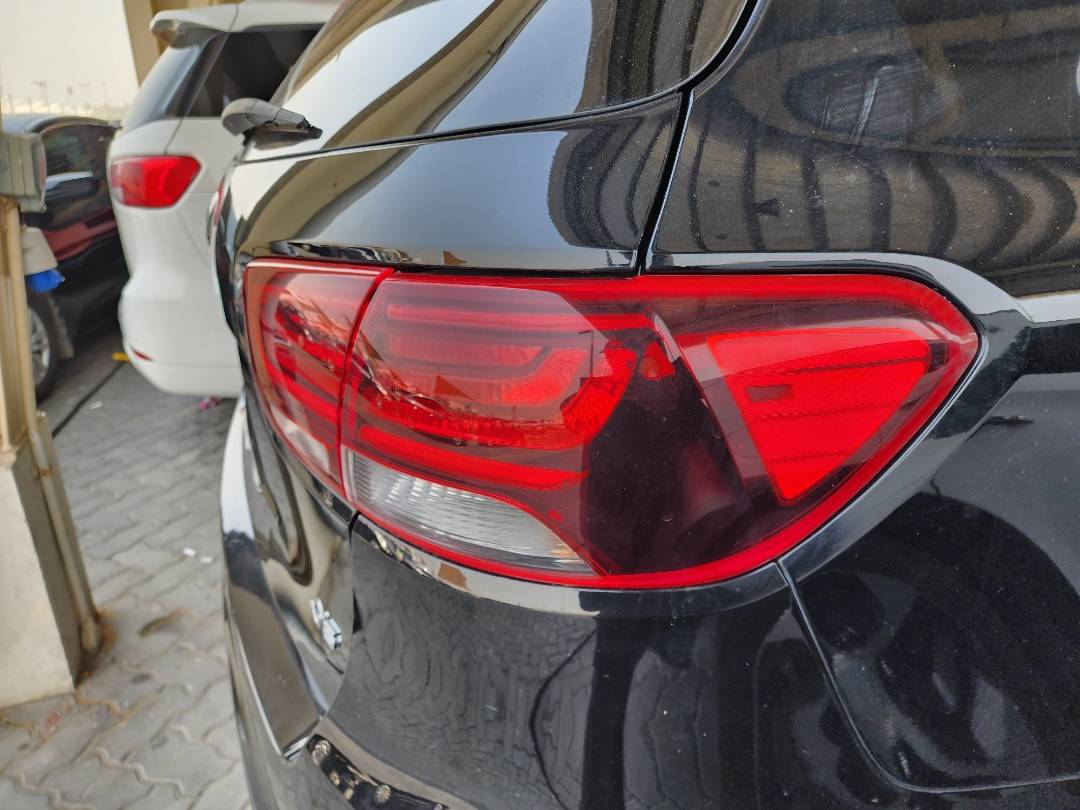 2020 KIA SORENTO — 99532 Miles — Lot 44733404 — Souq - Marhaba Auctions Used Cars - Image 8