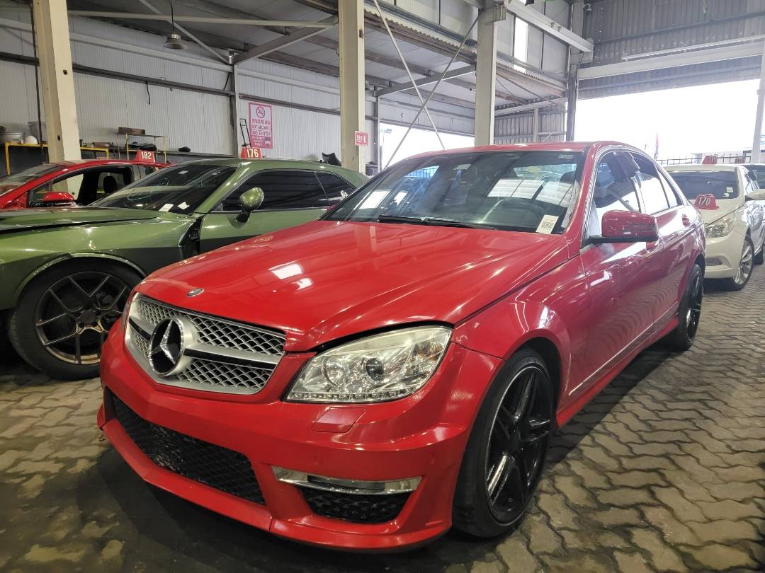 2010 MERCEDES BENZ C300 — 137275 Miles — Lot R103559 — Main - Marhaba Auctions Used Cars - Image 5