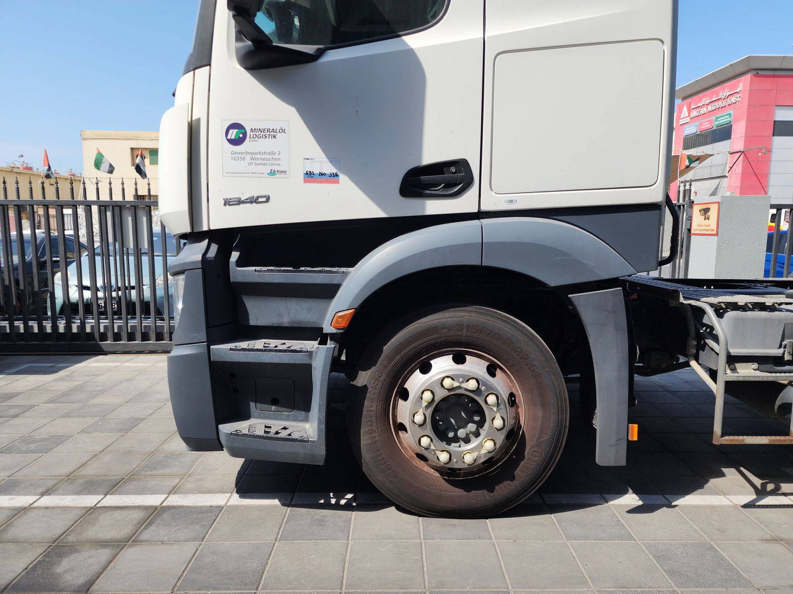 2018 MERCEDES BENZ ACTROS 1840 — 871560 KM — Lot 36285 — Al Quoz - Marhaba Auctions Used Cars - Image 14