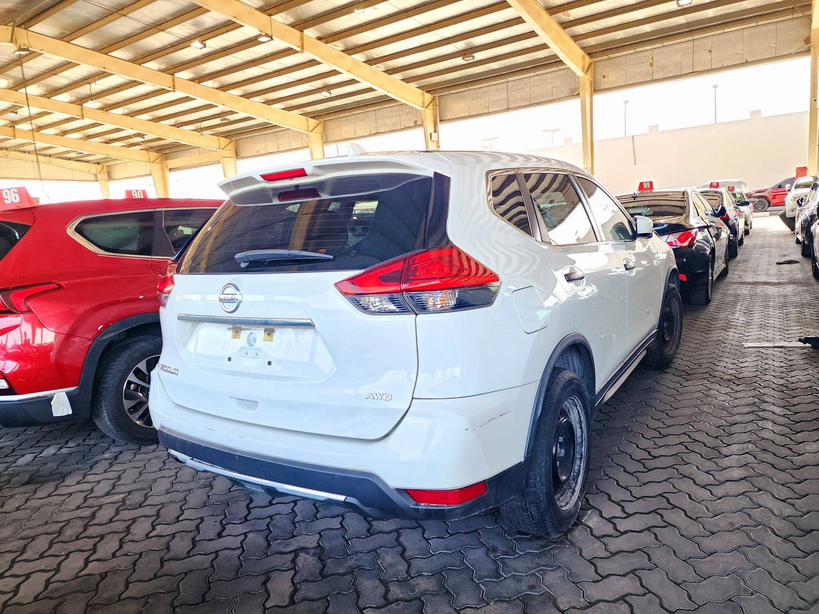 2017 NISSAN ROGUE — 148090 Miles — Lot 4HP550897 — Souq - Marhaba Auctions Used Cars - Image 3