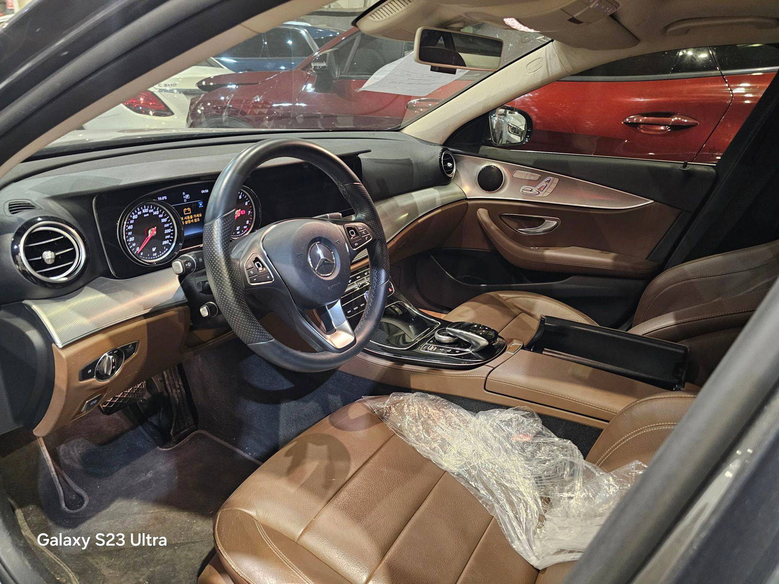 MERCEDES BENZ E 200 2018 - Marhaba Auction Used Cars - Image 8