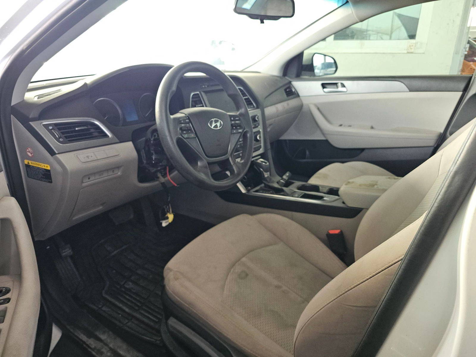 HYUNDAI SONATA 2016 - Marhaba Auction Used Cars - Image 6