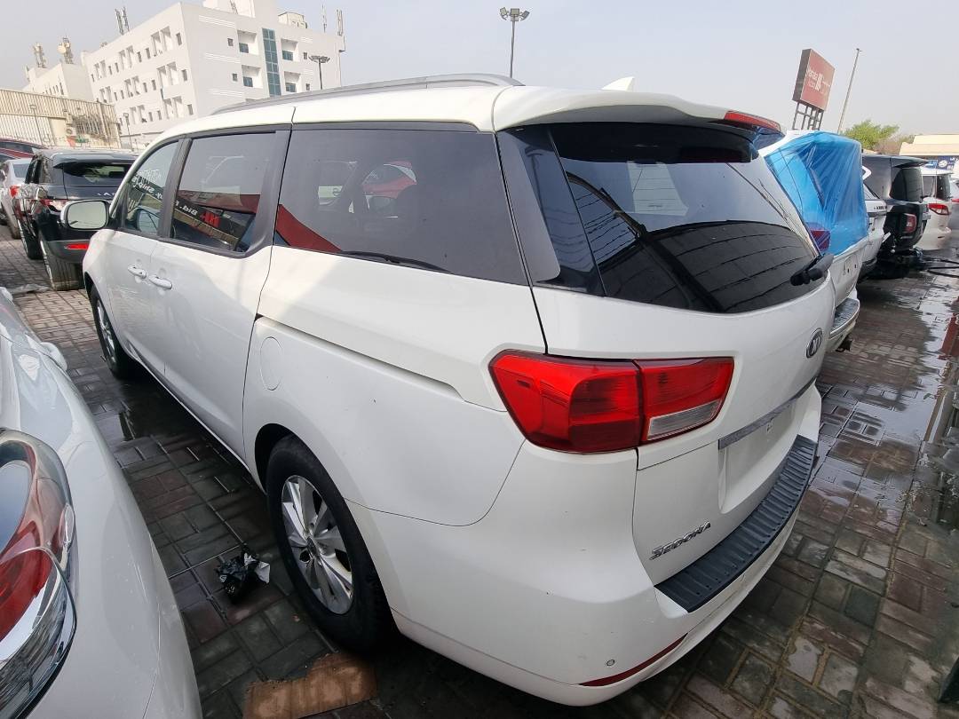 2015 KIA SEDONA — 180230 Miles — Lot 18339 — Ind. 12 - Marhaba Auctions Used Cars - Image 5