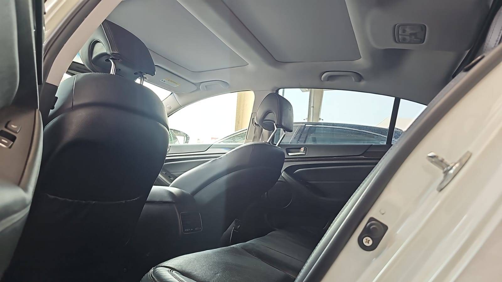 KIA CADENZA 2015 - Marhaba Auction Used Cars - Image 9