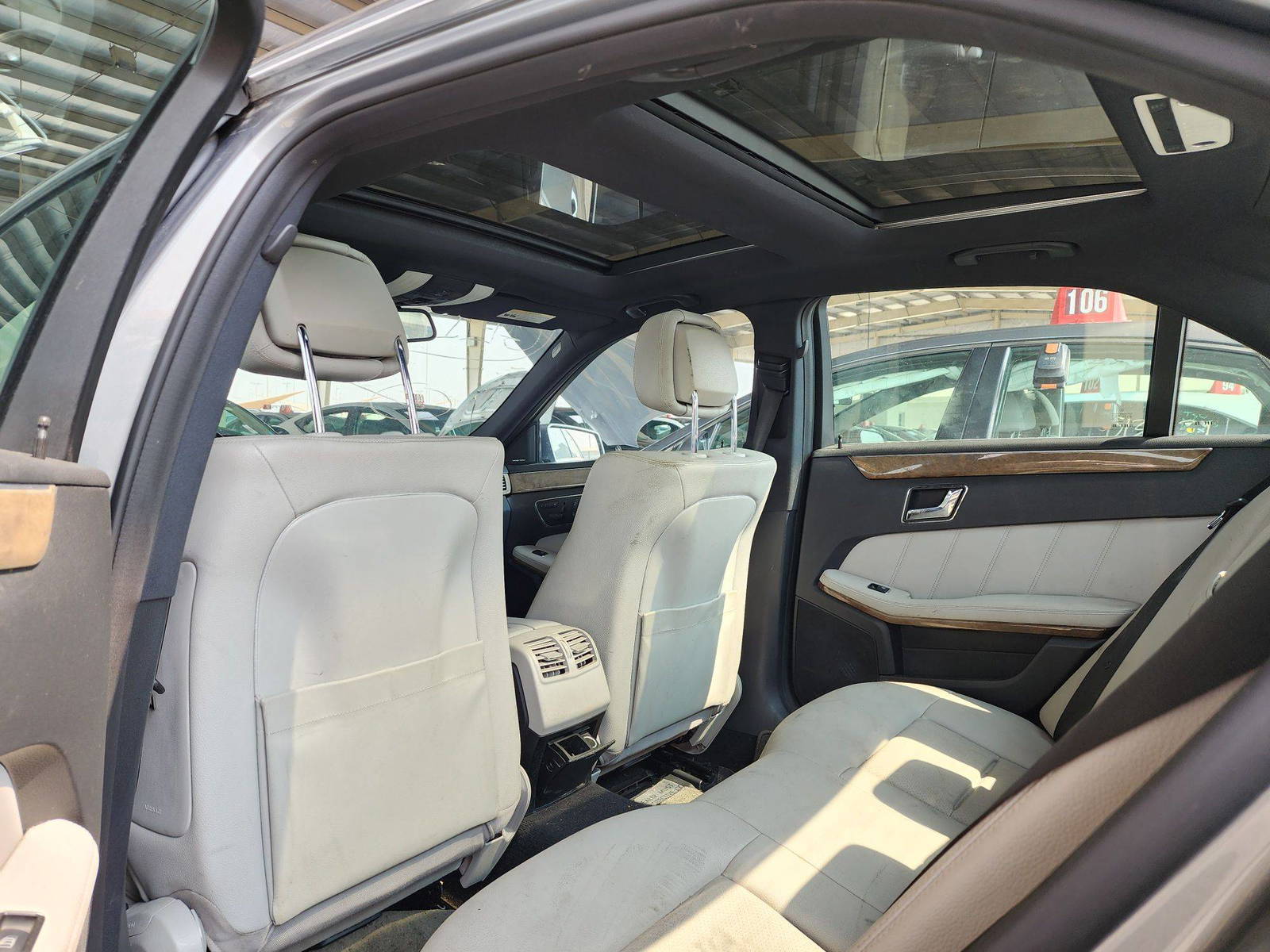 2011 MERCEDES BENZ E 350 — 134080 Miles — Lot 78800063 — Souq - Marhaba Auctions Used Cars - Image 6
