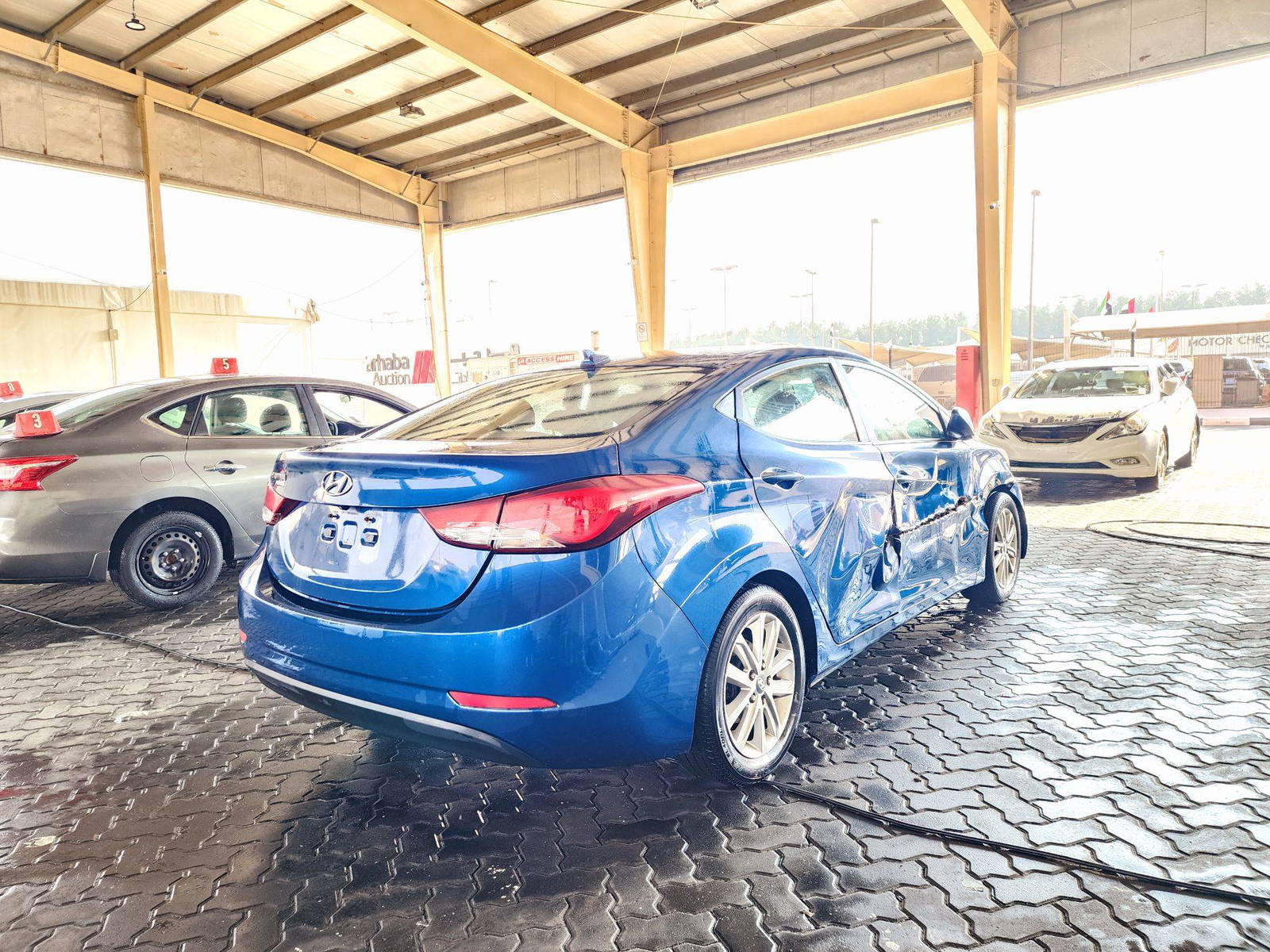 2016 HYUNDAI ELANTRA — 312441 KM — Lot 555553 — Main - Marhaba Auctions Used Cars - Image 3