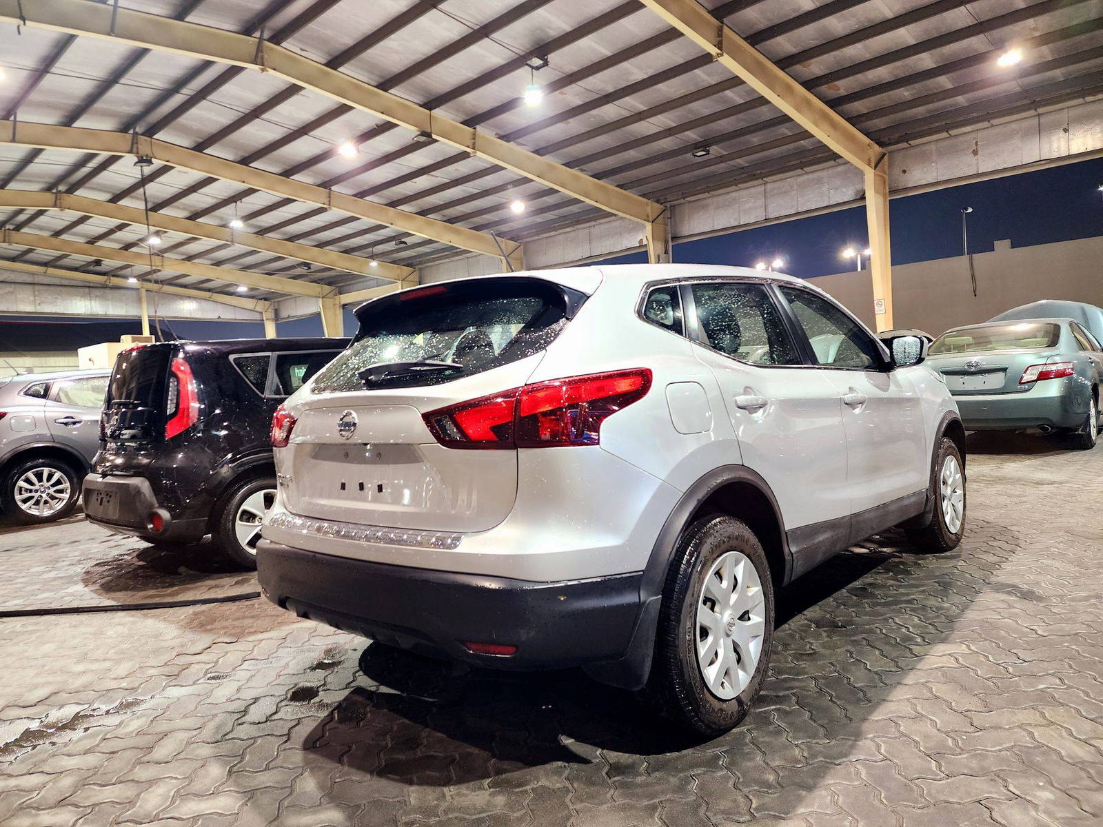 2019 NISSAN ROGUE SPORTS — 131162 Miles — Lot W528245 — Souq - Marhaba Auctions Used Cars - Image 3