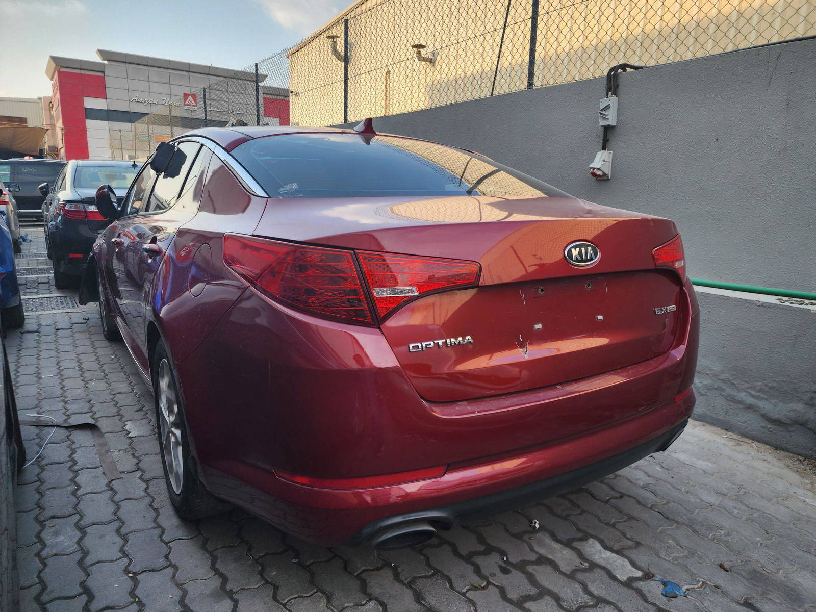 2012 KIA OPTIMA — 246650 Miles — Lot G041988 — Al Quoz - Marhaba Auctions Used Cars - Image 4