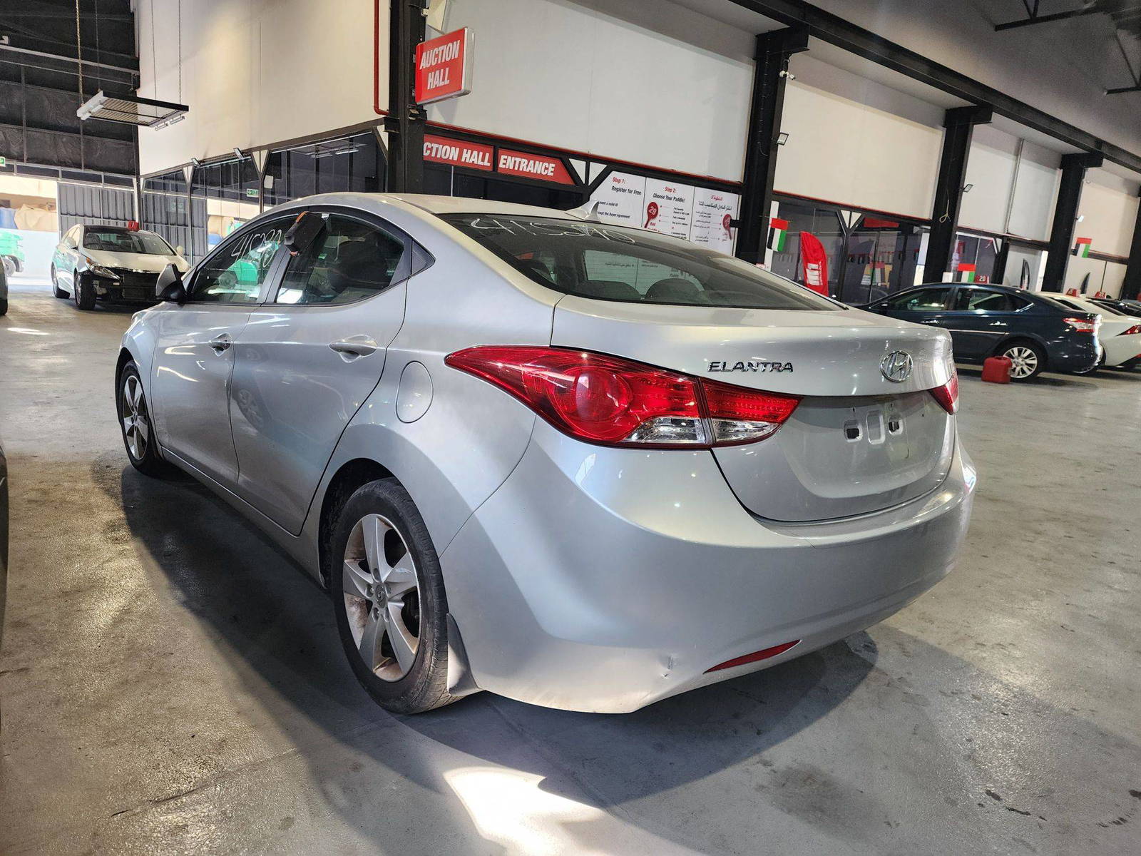 2013 HYUNDAI ELANTRA — 223910 Miles — Lot 15290 — Al Quoz - Marhaba Auctions Used Cars - Image 4