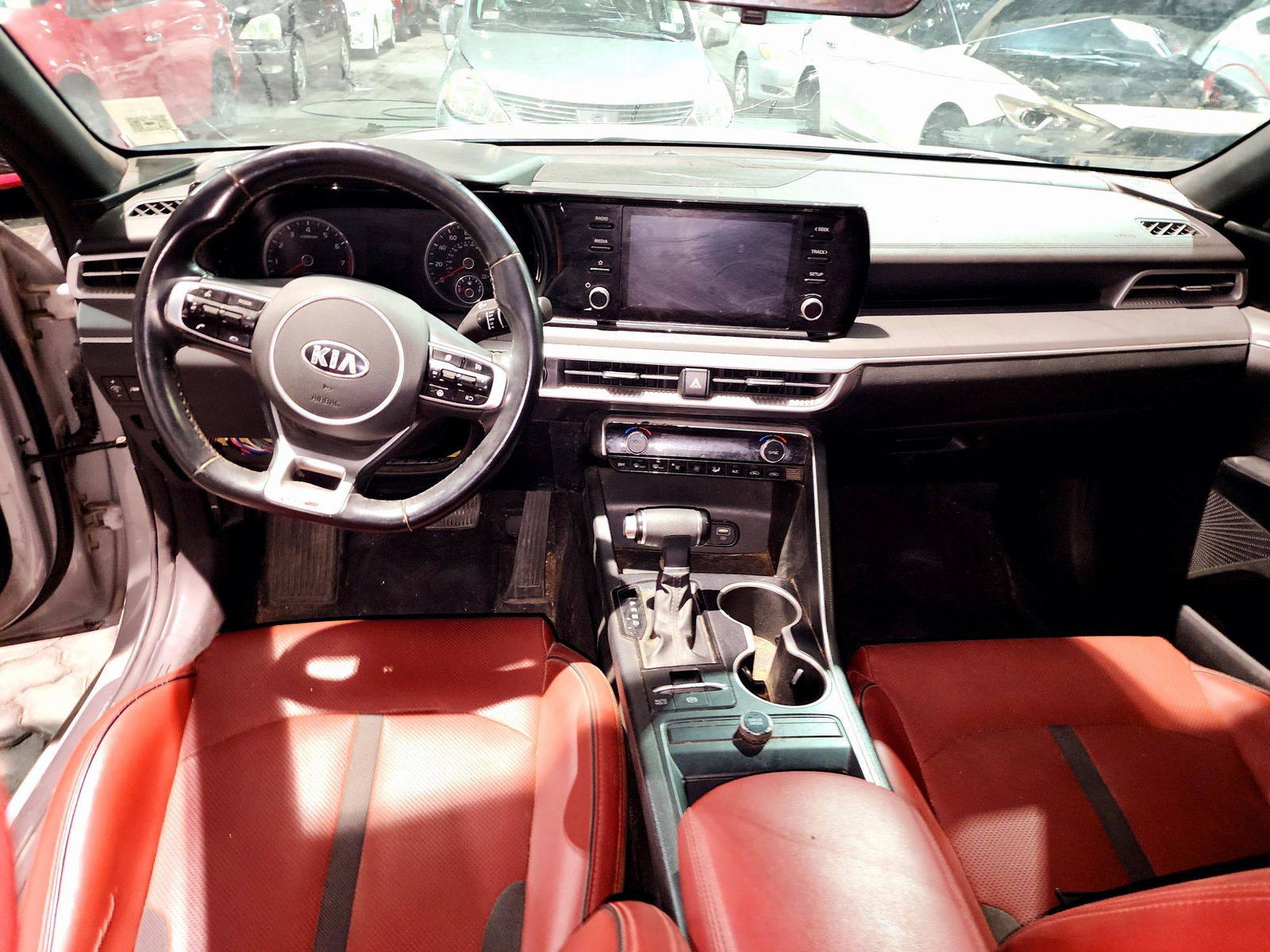2021 KIA K5 — 106644 Miles — Lot MG025182 — Souq - Marhaba Auctions Used Cars - Image 7