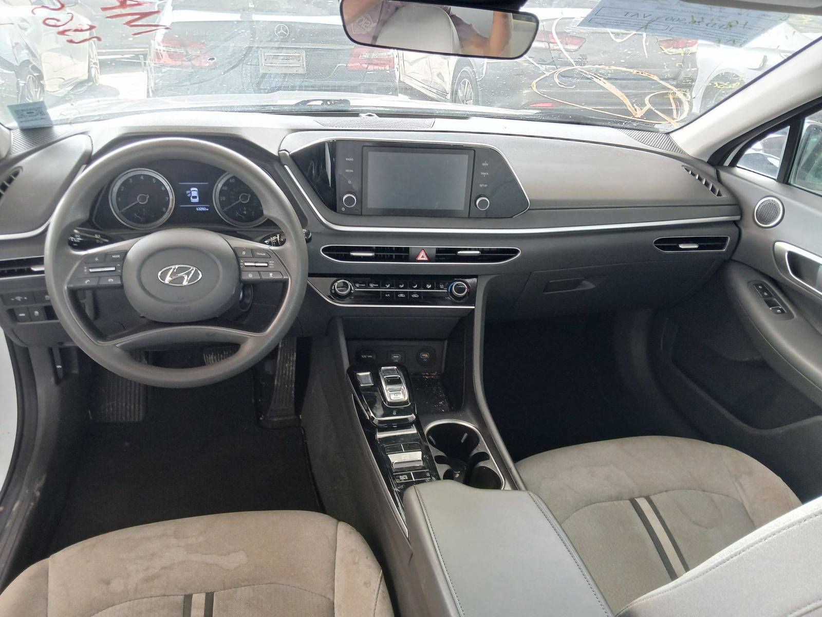 2020 HYUNDAI SONATA — 63282 Miles — Lot 0LH052865 — Souq - Marhaba Auctions Used Cars - Image 6