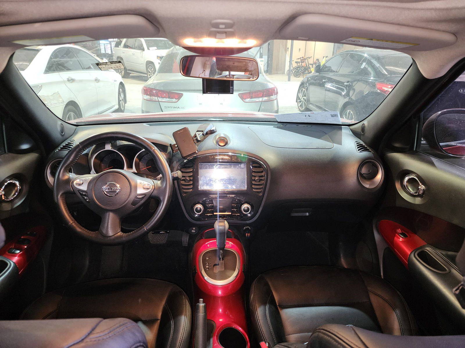 2014 NISSAN JUKE — 148395 KM — Lot 050864 — Al Quoz - Marhaba Auctions Used Cars - Image 8