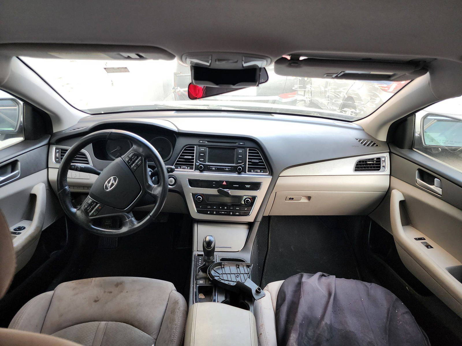 HYUNDAI SONATA 2015 - Marhaba Auction Used Cars - Image 8