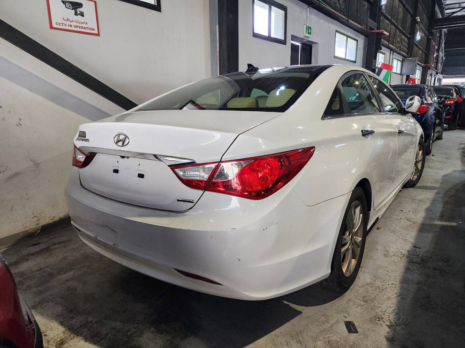 2013 HYUNDAI SONATA — 164515 Miles — Lot 608090 — Al Quoz - Marhaba Auctions Used Cars - Image 5