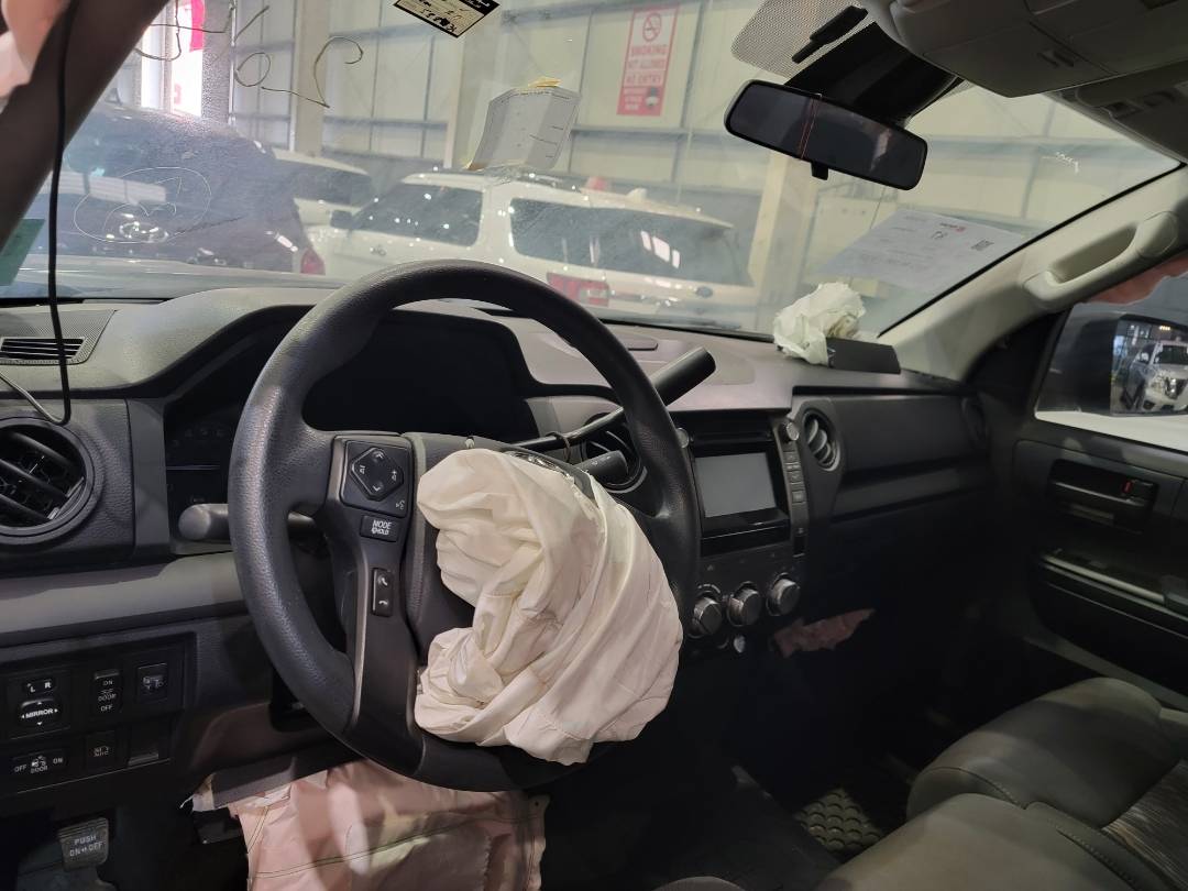 2018 TOYOTA TUNDRA — 58831 KM — Lot 076333 — Main - Marhaba Auctions Used Cars - Image 6