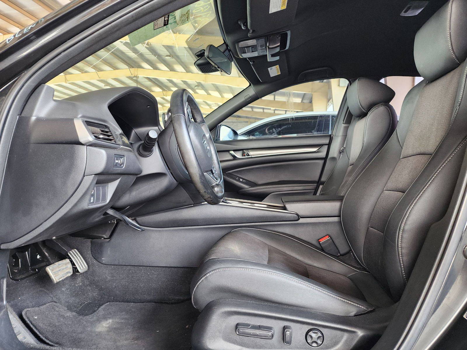 2019 HONDA ACCORD — 52676 Miles — Lot 37865571 — Main - Marhaba Auctions Used Cars - Image 8