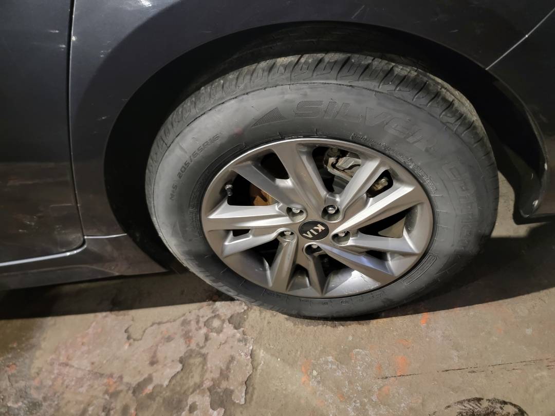 2019 KIA OPTIMA — 58238 Miles — Lot 37625103 - Marhaba Auctions Used Cars - Image 11