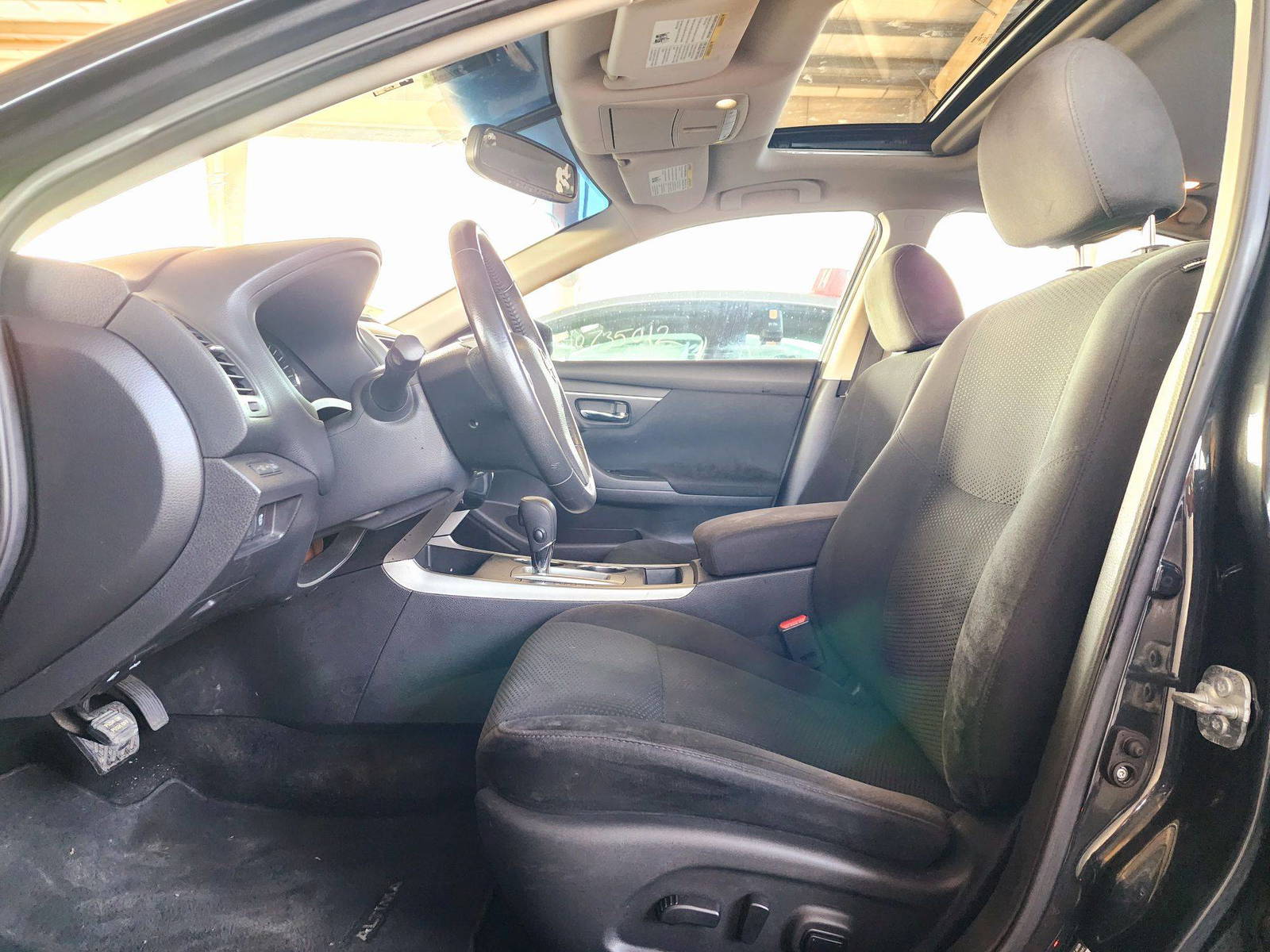 2015 NISSAN ALTIMA — 170132 Miles — Lot 72538514 — Souq - Marhaba Auctions Used Cars - Image 9