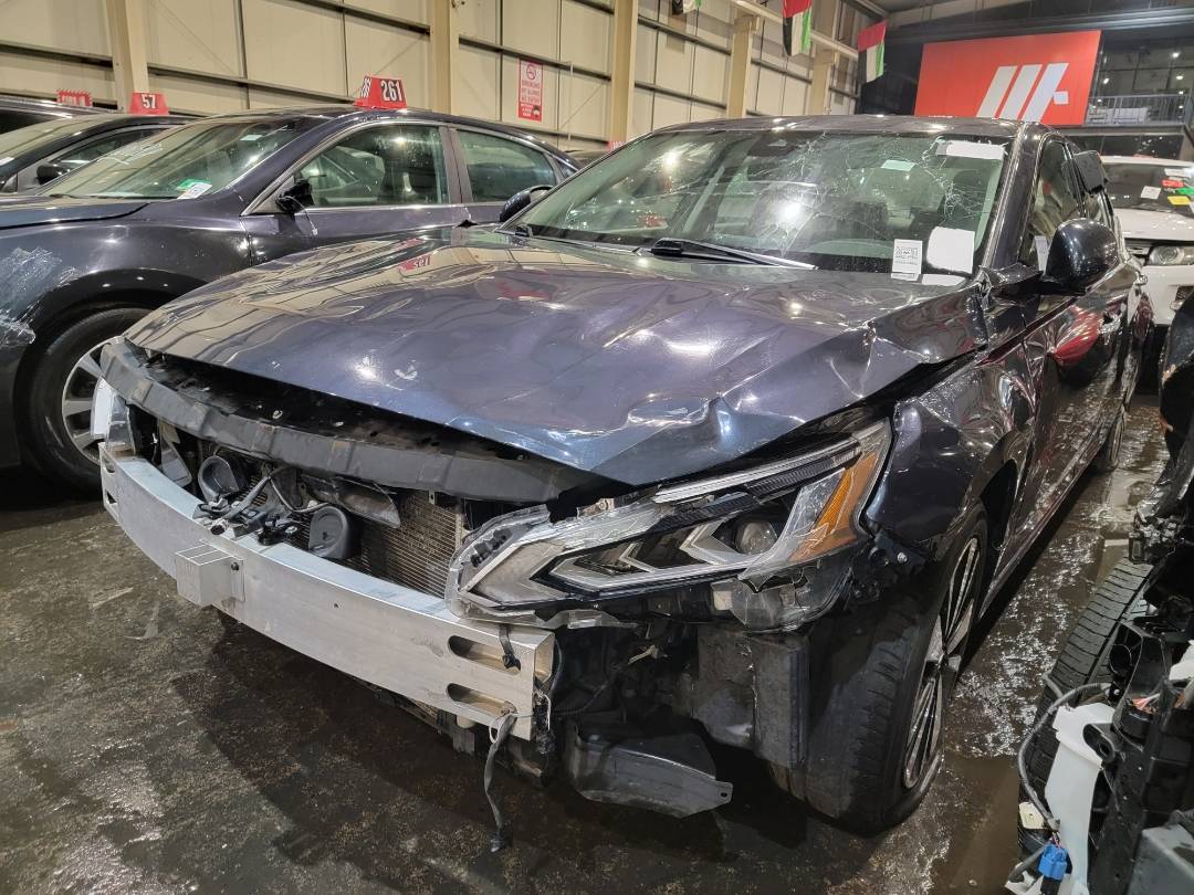 2020 NISSAN ALTIMA — 123579 Miles — Lot 4270327 — Main - Marhaba Auctions Used Cars - Image 5