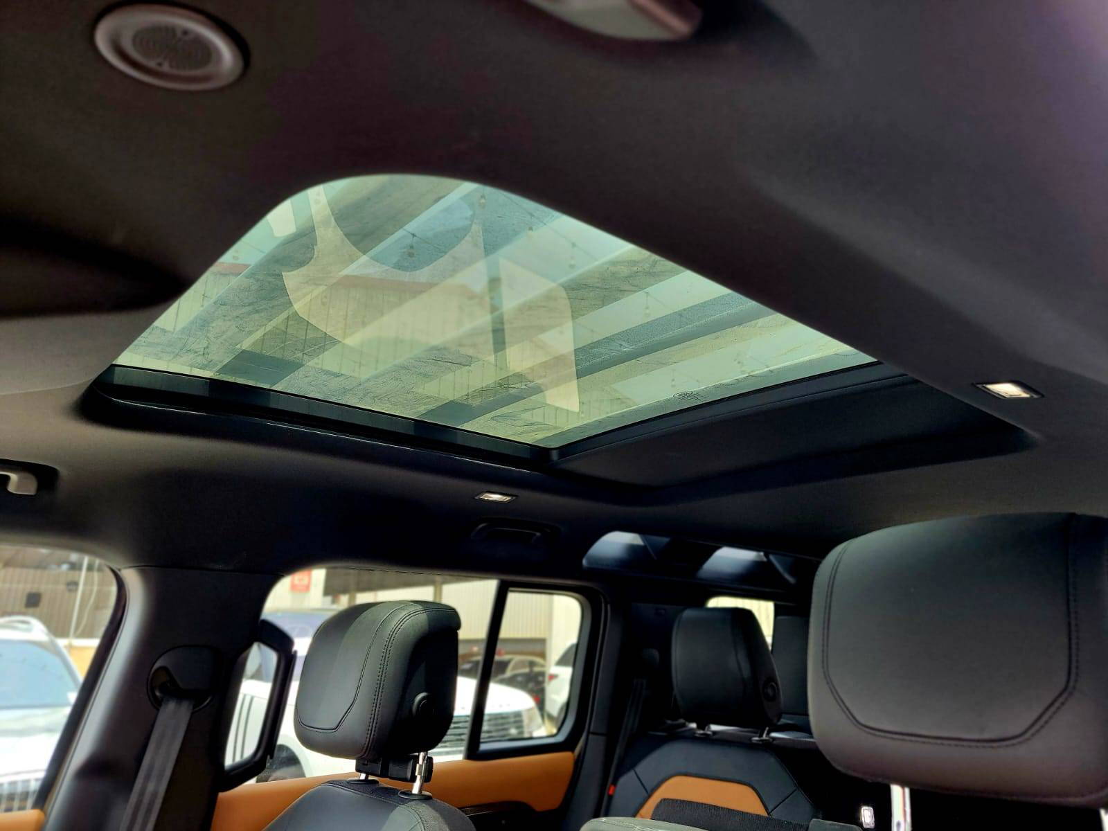 LAND ROVER DEFENDER 110 S 2023 - Marhaba Auction Used Cars - Image 9