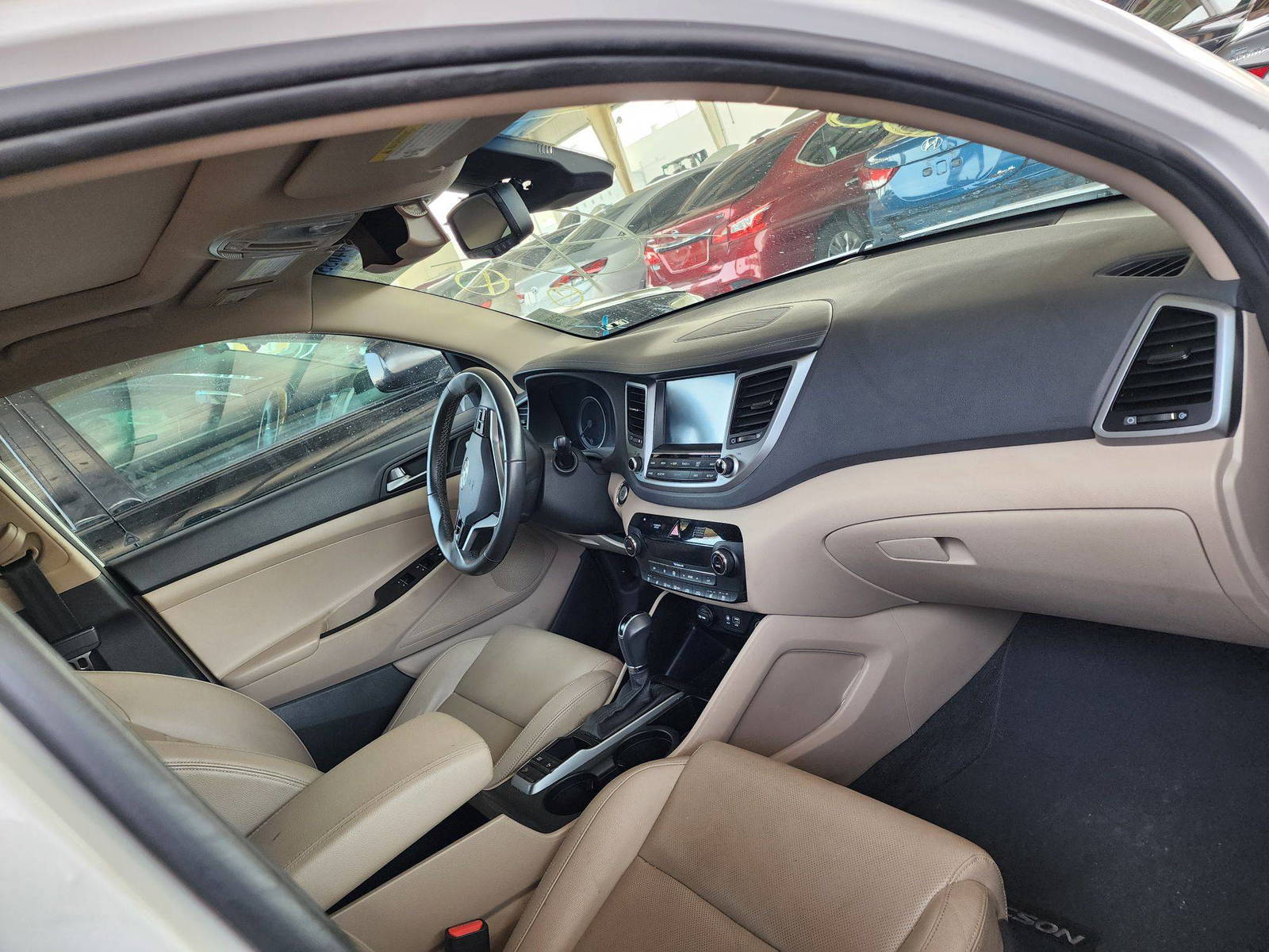 2016 HYUNDAI TUCSON — 107532 Miles — Lot 92005 — Souq - Marhaba Auctions Used Cars - Image 4