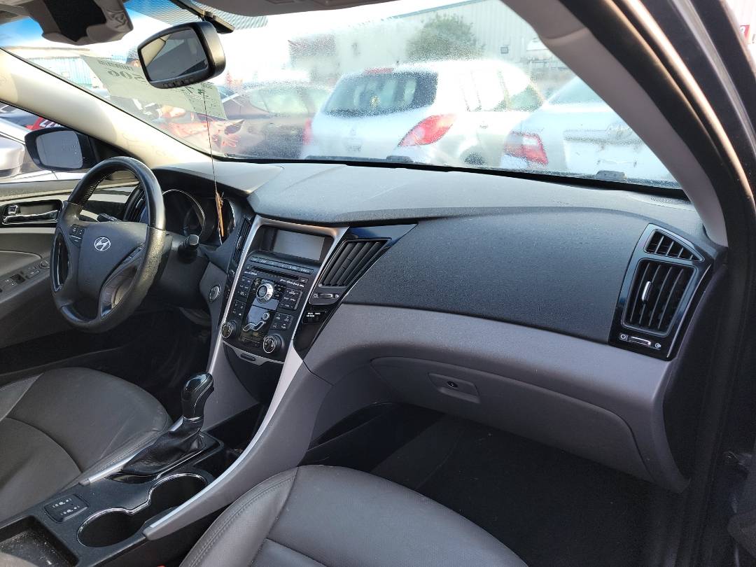 2011 HYUNDAI SONATA — 171701 Miles — Lot 37319506 - Marhaba Auctions Used Cars - Image 5