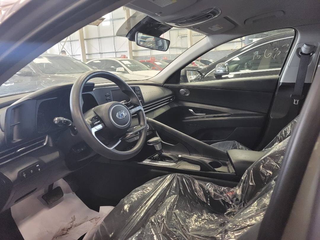 2021 HYUNDAI ELANTRA — 44973 Miles — Lot 78698653 — Souq - Marhaba Auctions Used Cars - Image 6