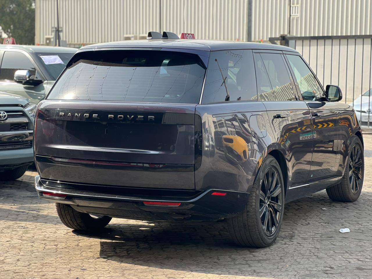 LAND ROVER RANGE ROVER 2023 - Marhaba Auction Used Cars - Image 7