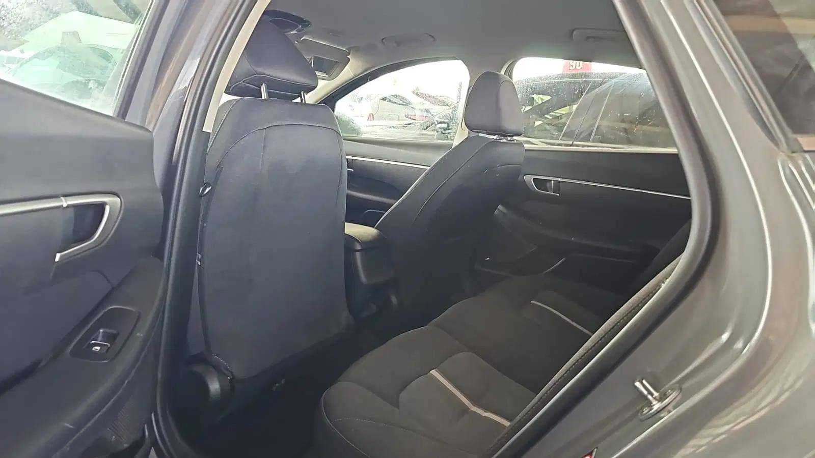 2021 HYUNDAI SONATA — 108428 Miles — Lot MH068168 — Souq - Marhaba Auctions Used Cars - Image 5