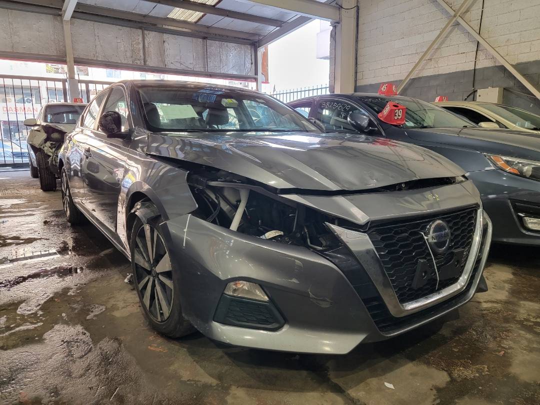 2021 NISSAN ALTIMA — 120530 Miles — Lot 347900 — Main - Marhaba Auctions Used Cars - Image 4