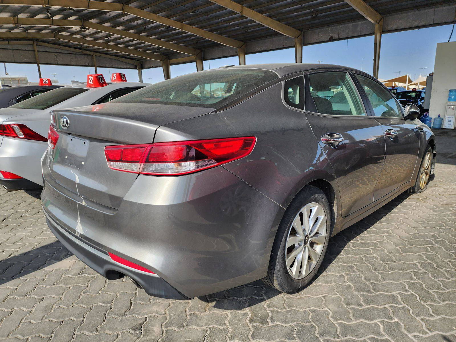2017 KIA OPTIMA — 175065 Miles — Lot 52202304 — Souq - Marhaba Auctions Used Cars - Image 3