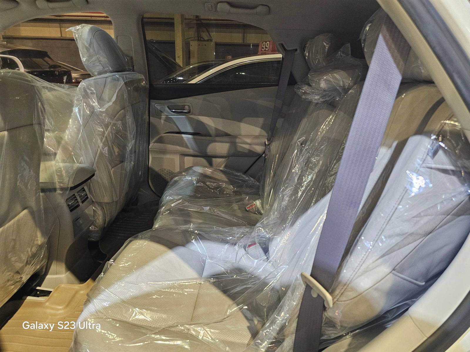 LEXUS RX 350 2011 - Marhaba Auction Used Cars - Image 10