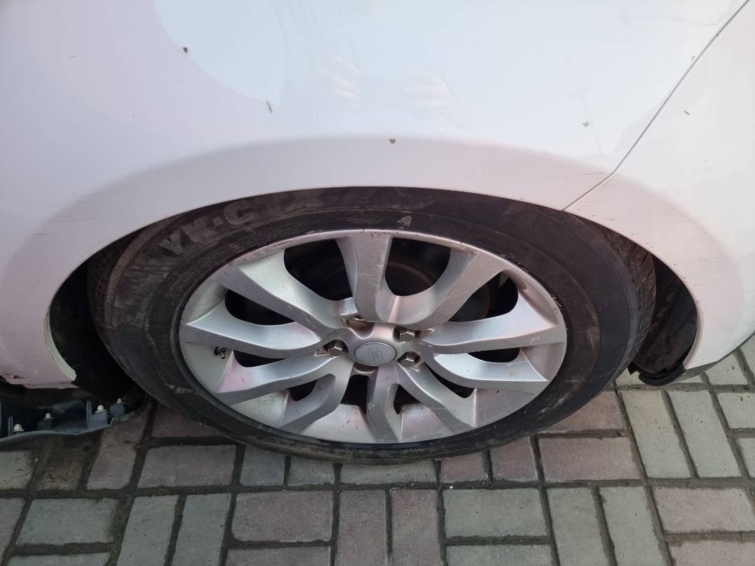 LAND ROVER RANGE ROVER SPORT 2015 - Marhaba Auction Used Cars - Image 10