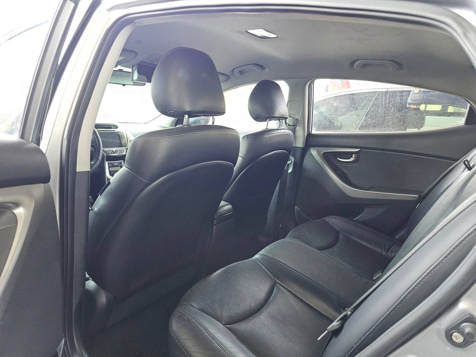 2012 HYUNDAI AVANTE — 83027 KM — Lot 381724 — Souq - Marhaba Auctions Used Cars - Image 6