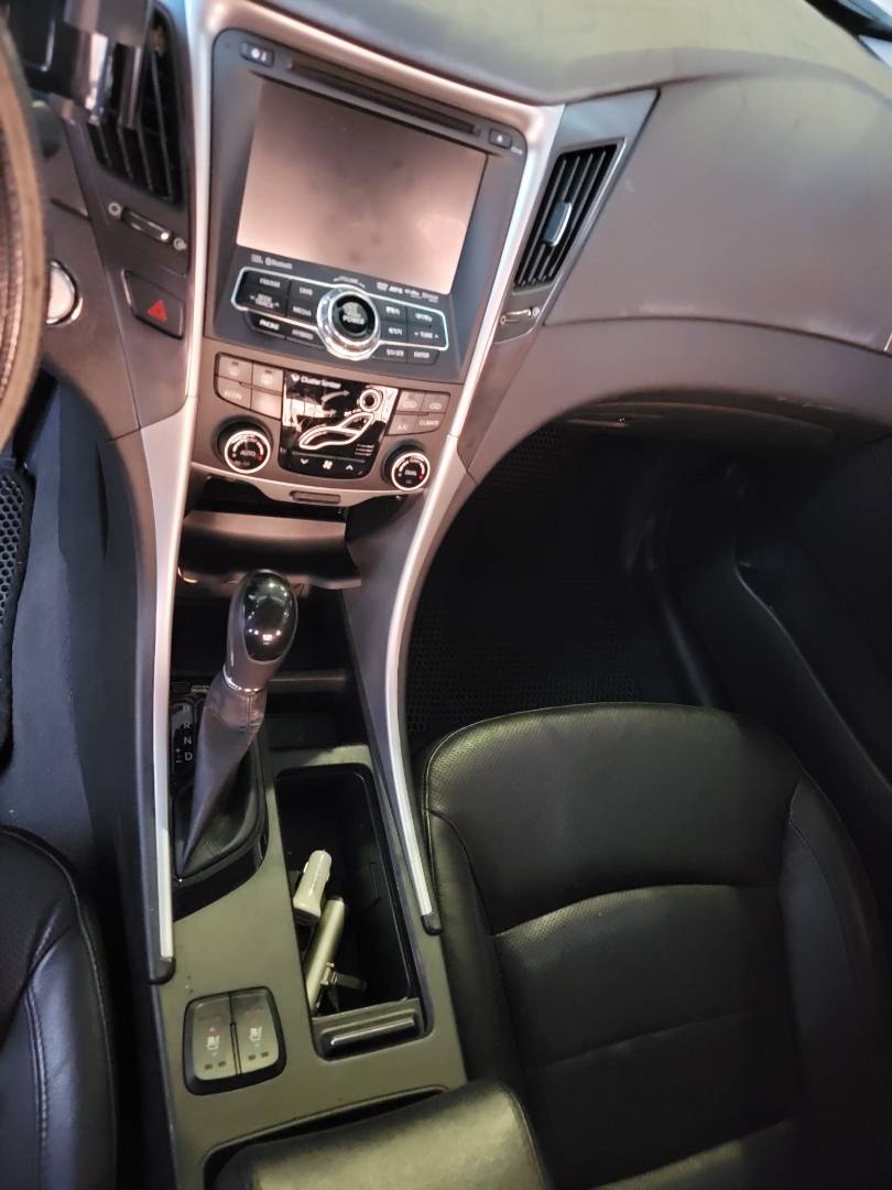 2012 HYUNDAI SONATA — 220254 KM — Lot 009803 — Main - Marhaba Auctions Used Cars - Image 10