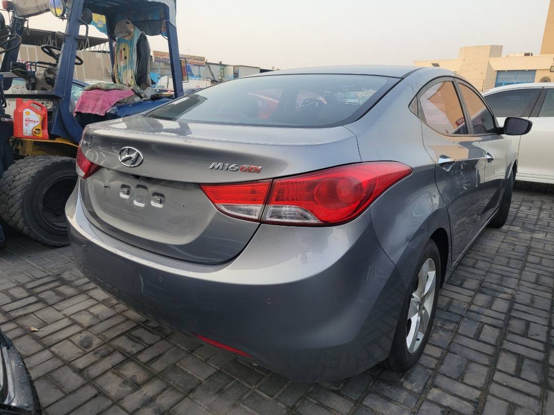 2011 HYUNDAI AVANTE — 122609 KM — Lot 124397 — Main - Marhaba Auctions Used Cars - Image 5