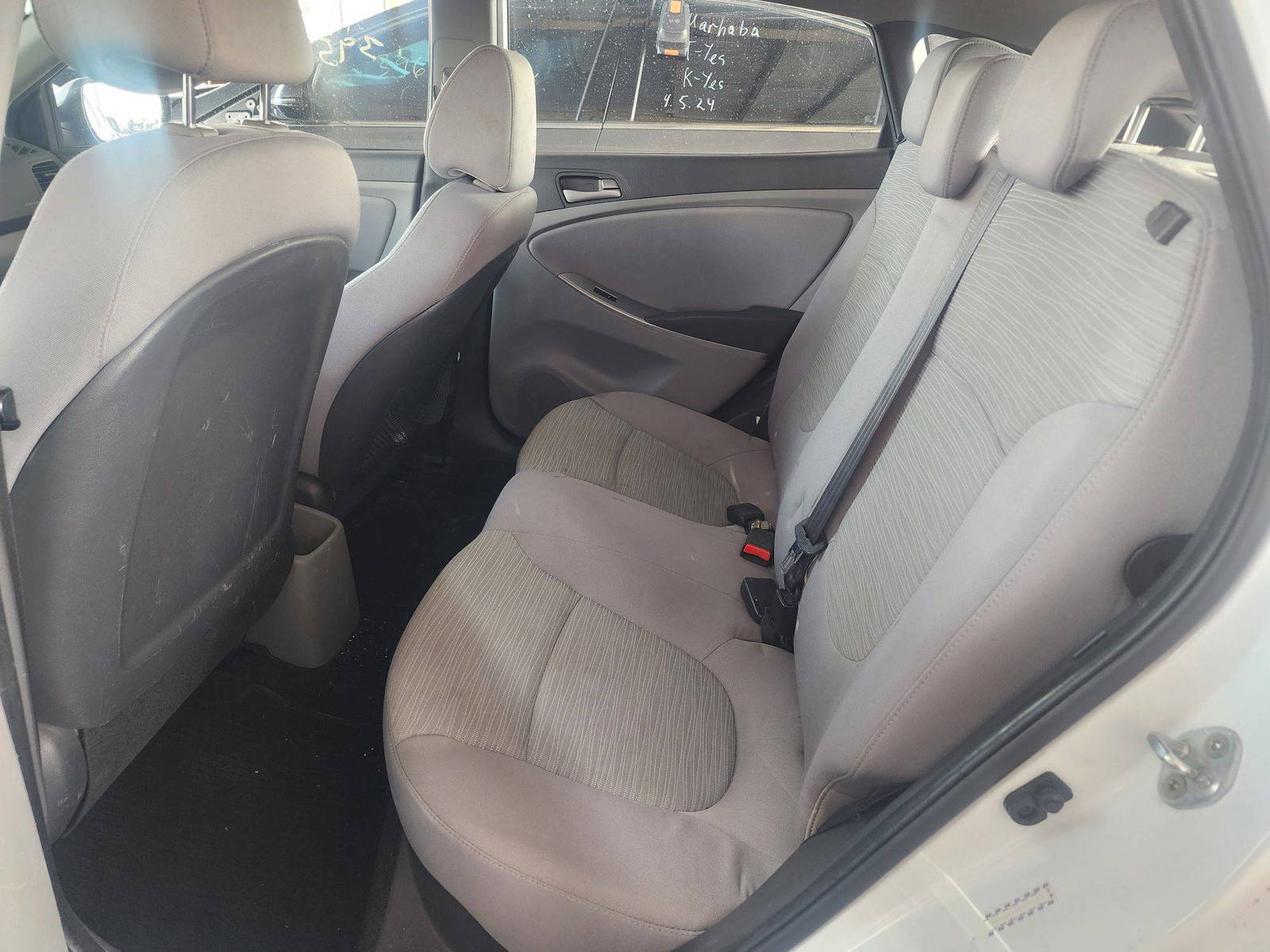 2016 HYUNDAI ACCENT — 147431 Miles — Lot 39579324 — Souq - Marhaba Auctions Used Cars - Image 7