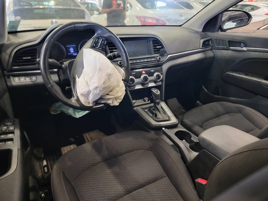 2019 HYUNDAI ELANTRA — 96036 KM — Lot U867138 — Main - Marhaba Auctions Used Cars - Image 7