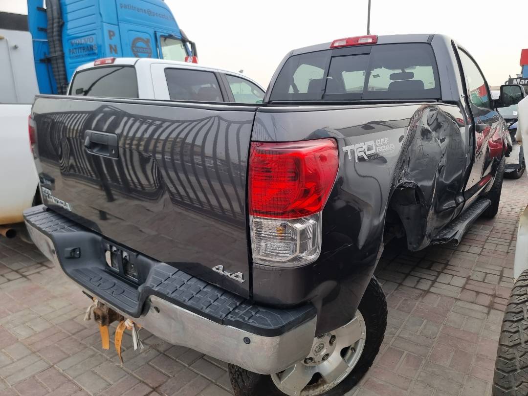 2013 TOYOTA TUNDRA — 235630 KM — Lot 11964538 — Main - Marhaba Auctions Used Cars - Image 5
