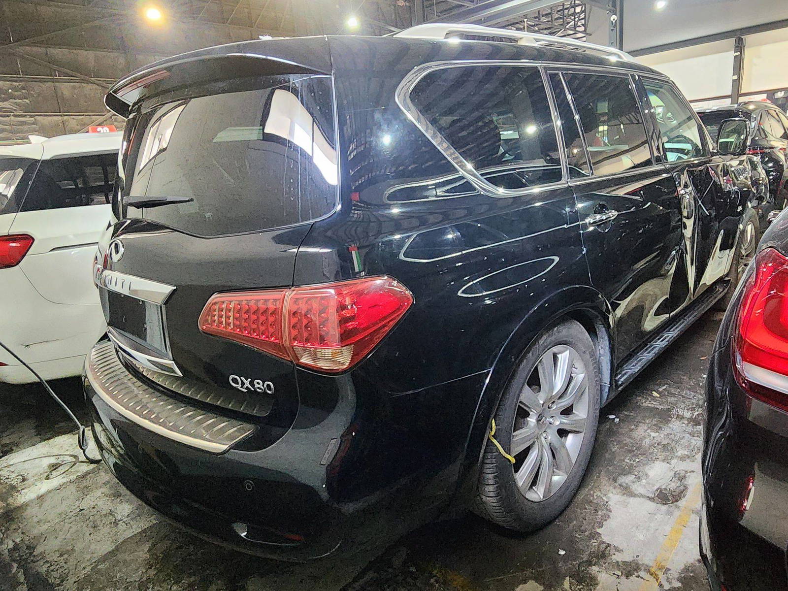 2014 INFINITI QX80 — 187583 Miles — Lot 81875484 — Ind. 12 - Marhaba Auctions Used Cars - Image 5