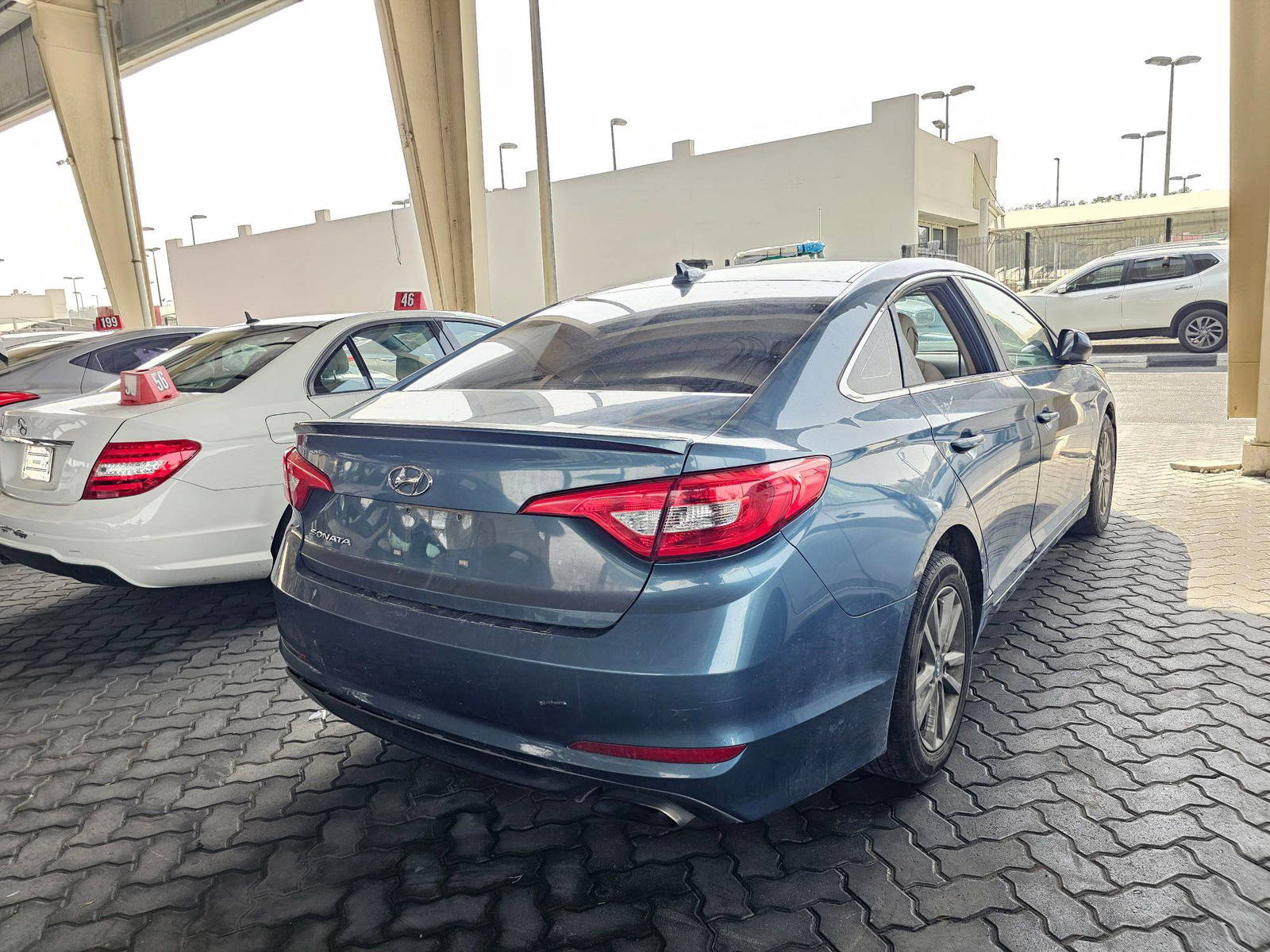 2015 HYUNDAI SONATA — 158373 Miles — Lot 4FH118607 — Souq - Marhaba Auctions Used Cars - Image 3