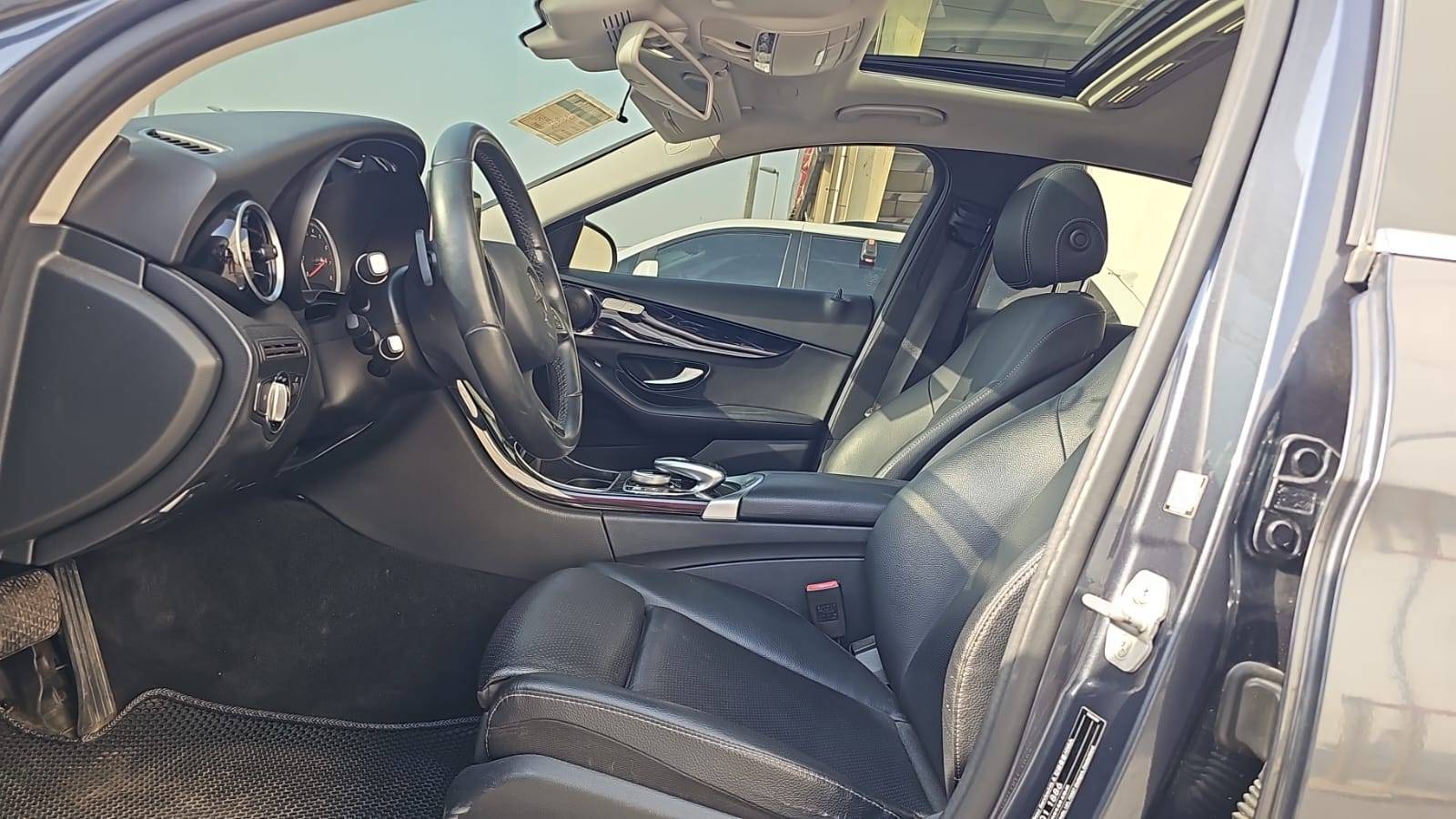 MERCEDES BENZ C200 2016 - Marhaba Auction Used Cars - Image 11