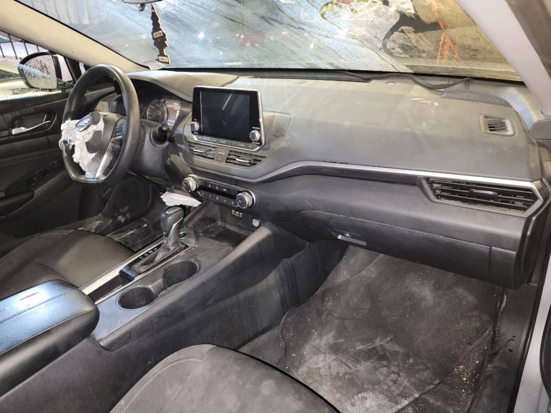 2020 NISSAN ALTIMA — 90317 Miles — Lot LC159433 - Marhaba Auctions Used Cars - Image 9